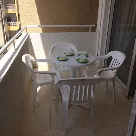 Appartamento Modern Mackenzie Beach Larnaca
