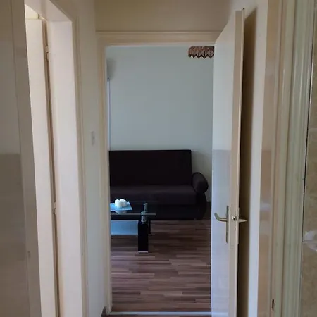 Modern Mackenzie Beach Appartamento Larnaca
